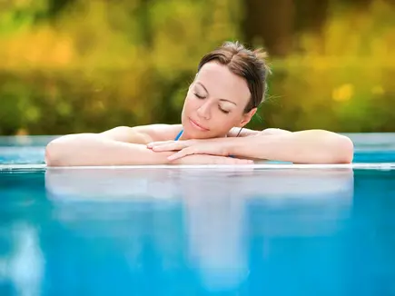 Entspannung im Thermalwasser Entspannung im Thermalwasser