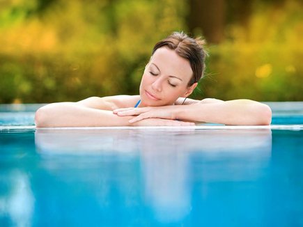 Entspannung im Thermalwasser