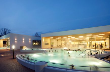 Quellbecken im Vitalhotel der Parktherme Bad Radkersburg (c) Harald Eisenberger