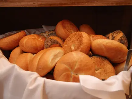 Semmel und Weckerl Semmel und Weckerl