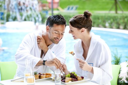 Paar im Restaurant Mehrblick / Vitalhotel der Parktherme Bad Radkersburg